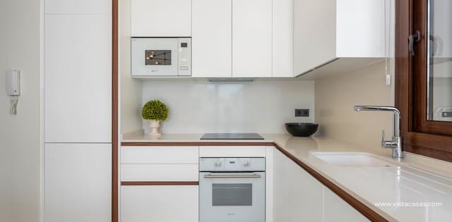 2 soverom Leilighet til salgs i Torrevieja - € 290 000 (Ref: 9934985)