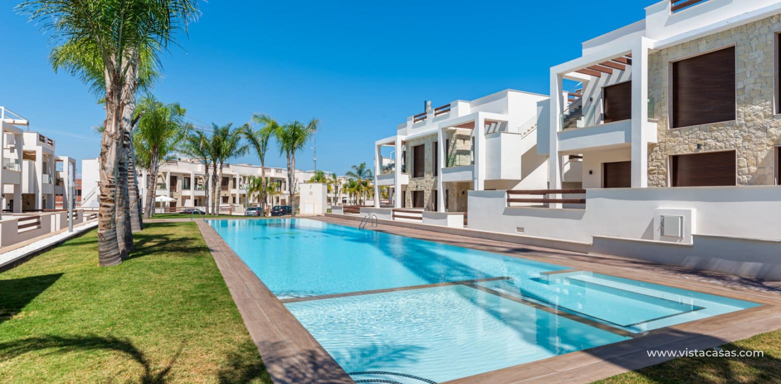 2 sovrum Lägenhet till salu i Torrevieja - 290 000 € (Ref: 9934985)