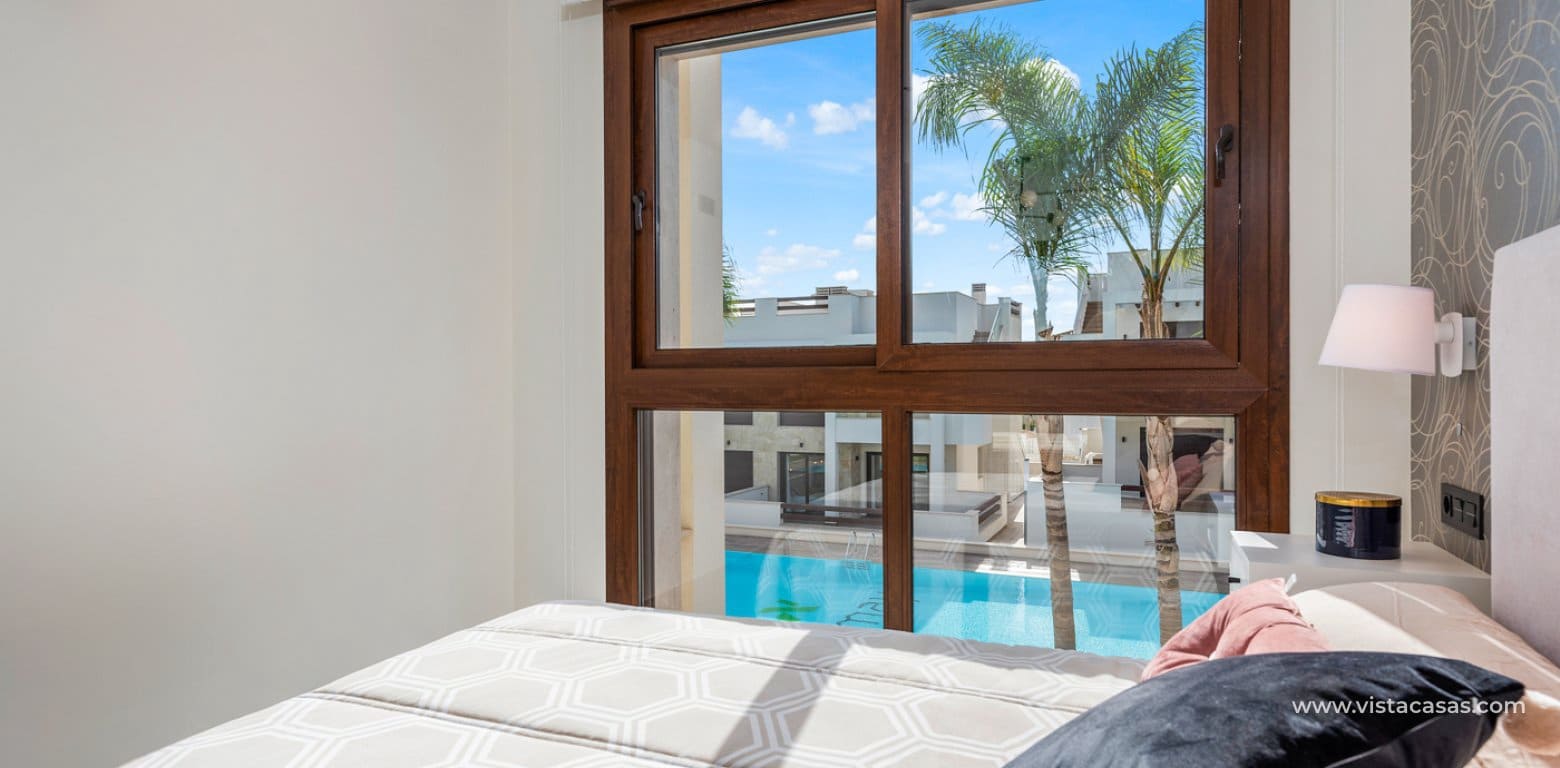 2 sovrum Lägenhet till salu i Torrevieja - 290 000 € (Ref: 9934985)