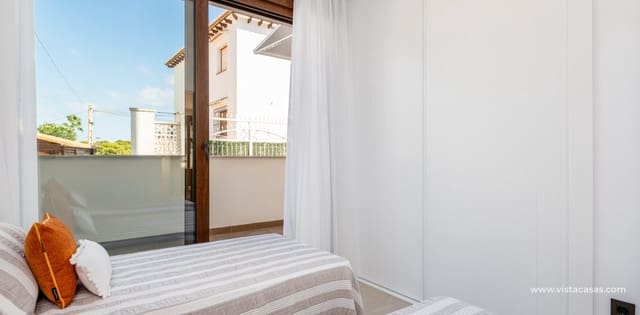 2 soverom Leilighet til salgs i Torrevieja - € 290 000 (Ref: 9934985)