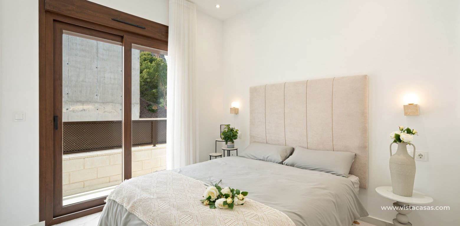 Chalet de 3 habitaciones en Polop en venta - 598.000 € (Ref: 9934987)
