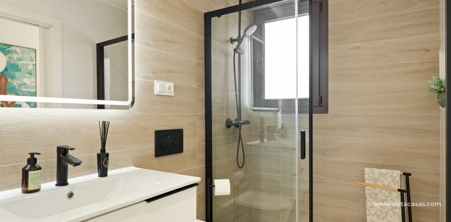 Chalet de 3 habitaciones en Polop en venta - 598.000 € (Ref: 9934987)