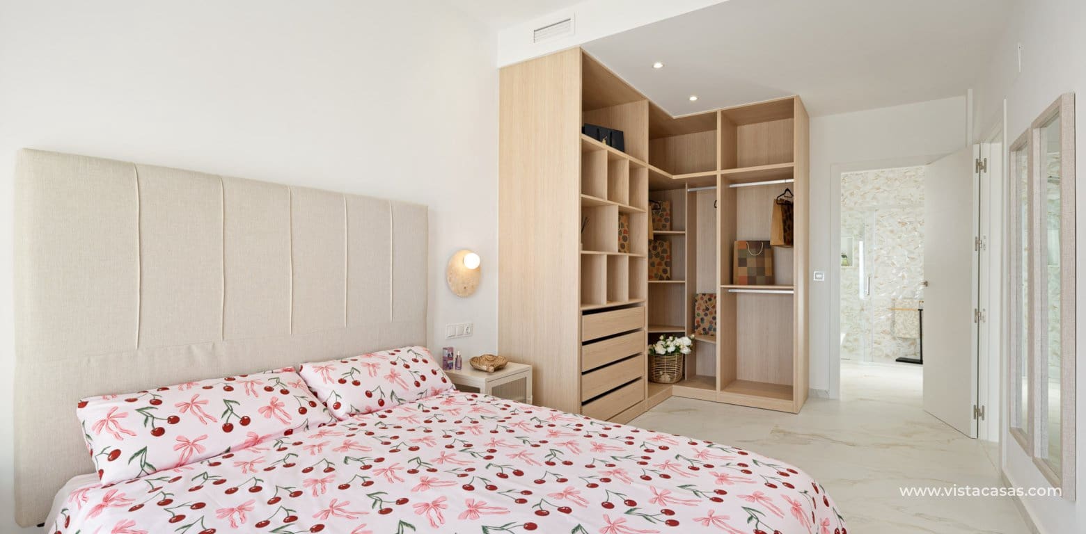 Chalet de 3 habitaciones en Polop en venta - 598.000 € (Ref: 9934987)