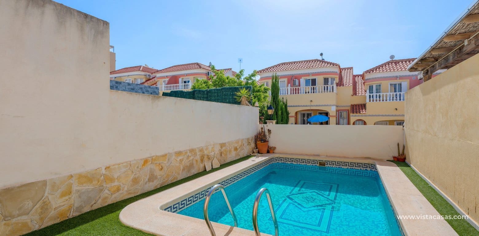 3 soveværelse Byhus til salg i Villamartin - € 189.000 (Ref: 9936683)