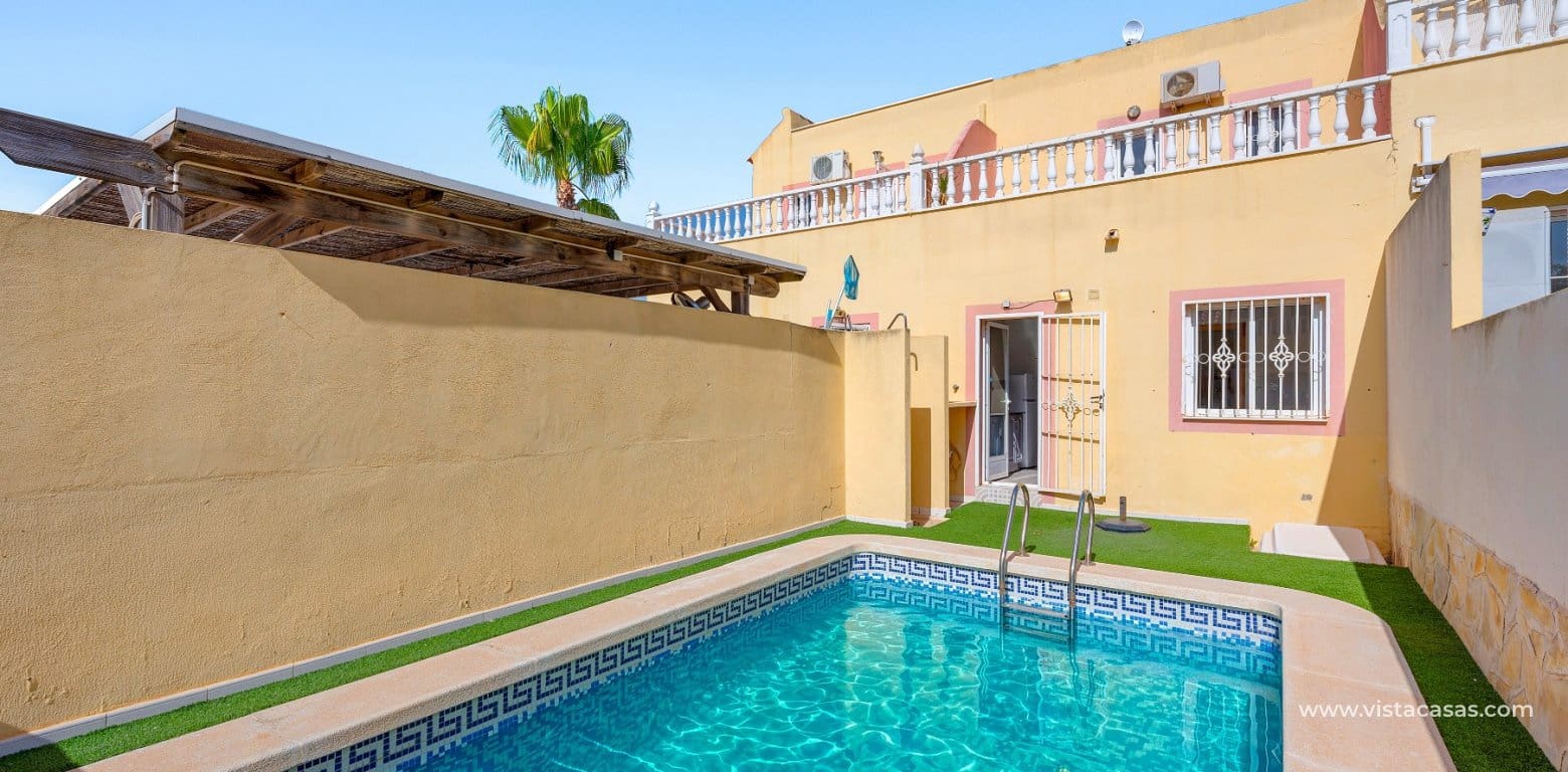 3 soveværelse Byhus til salg i Villamartin - € 189.000 (Ref: 9936683)