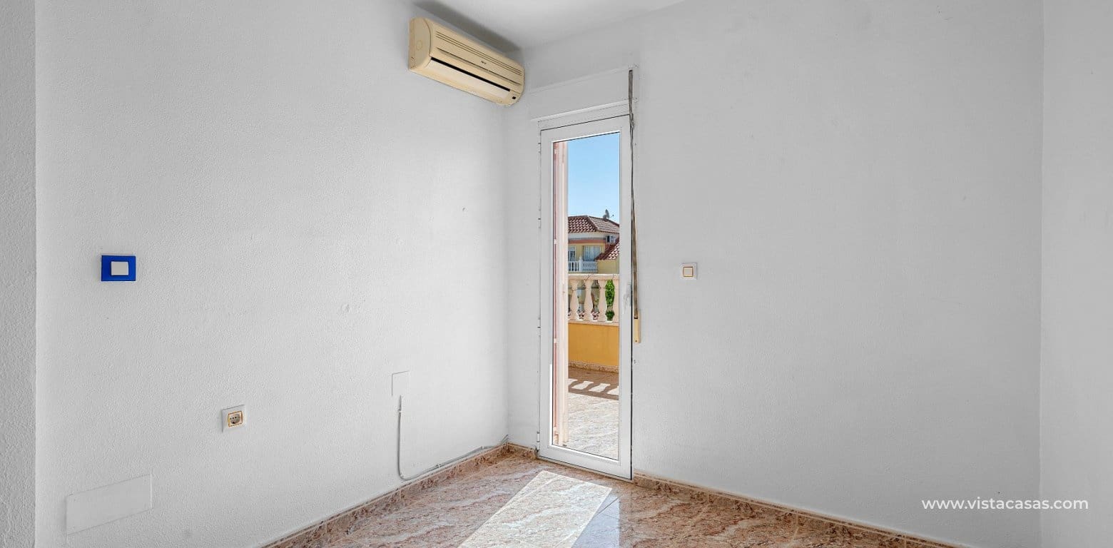 3 soveværelse Byhus til salg i Villamartin - € 189.000 (Ref: 9936683)