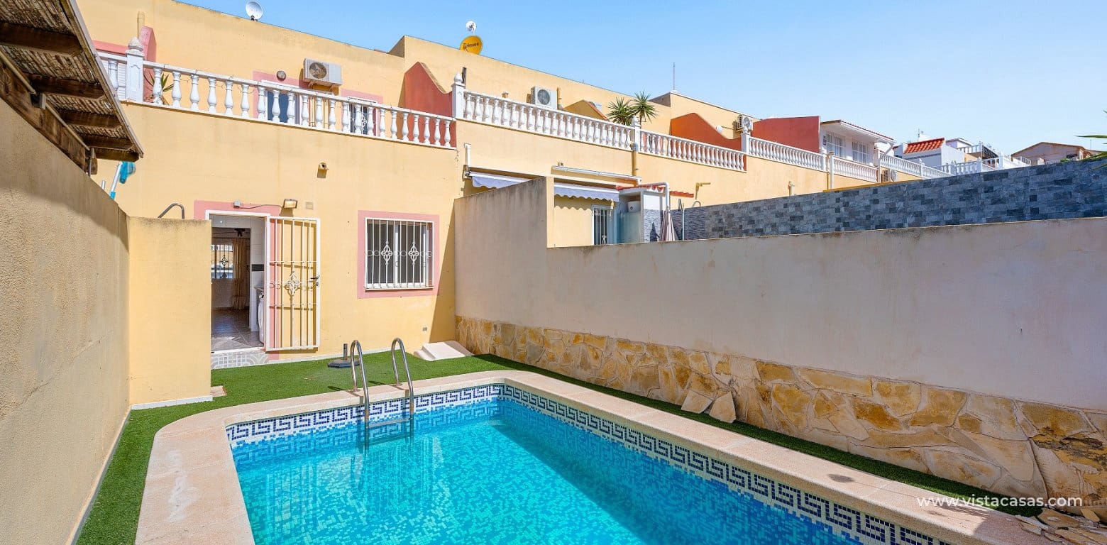 3 soveværelse Byhus til salg i Villamartin - € 189.000 (Ref: 9936683)