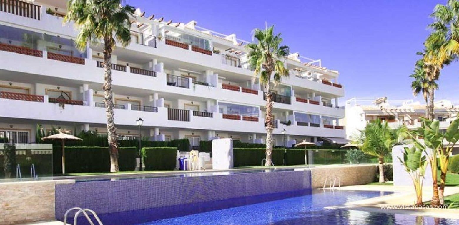 2 bedroom Apartment for sale in Villamartin - € 220,000 (Ref: 9936684)