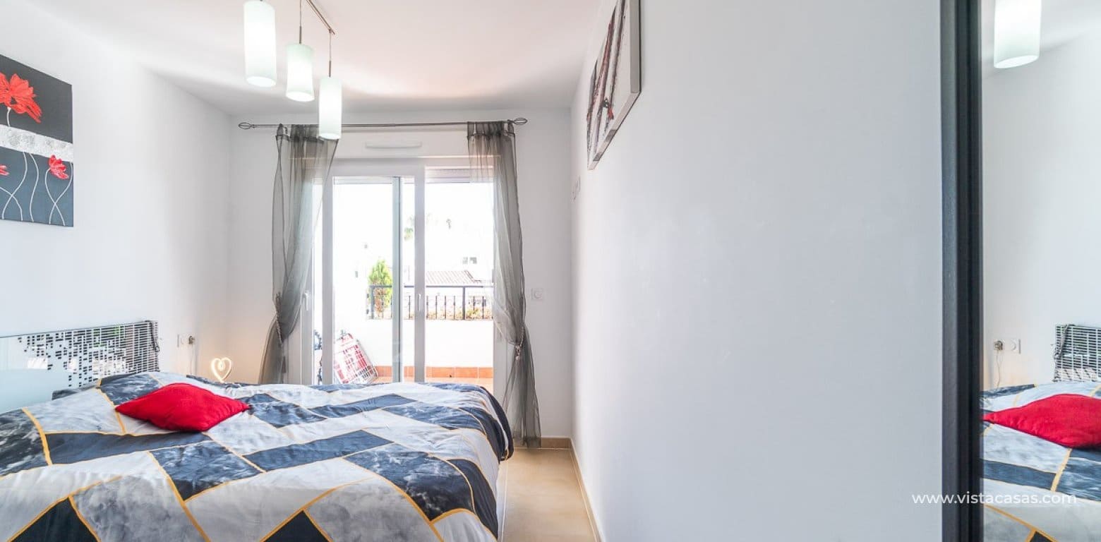2 bedroom Apartment for sale in Villamartin - € 220,000 (Ref: 9936684)