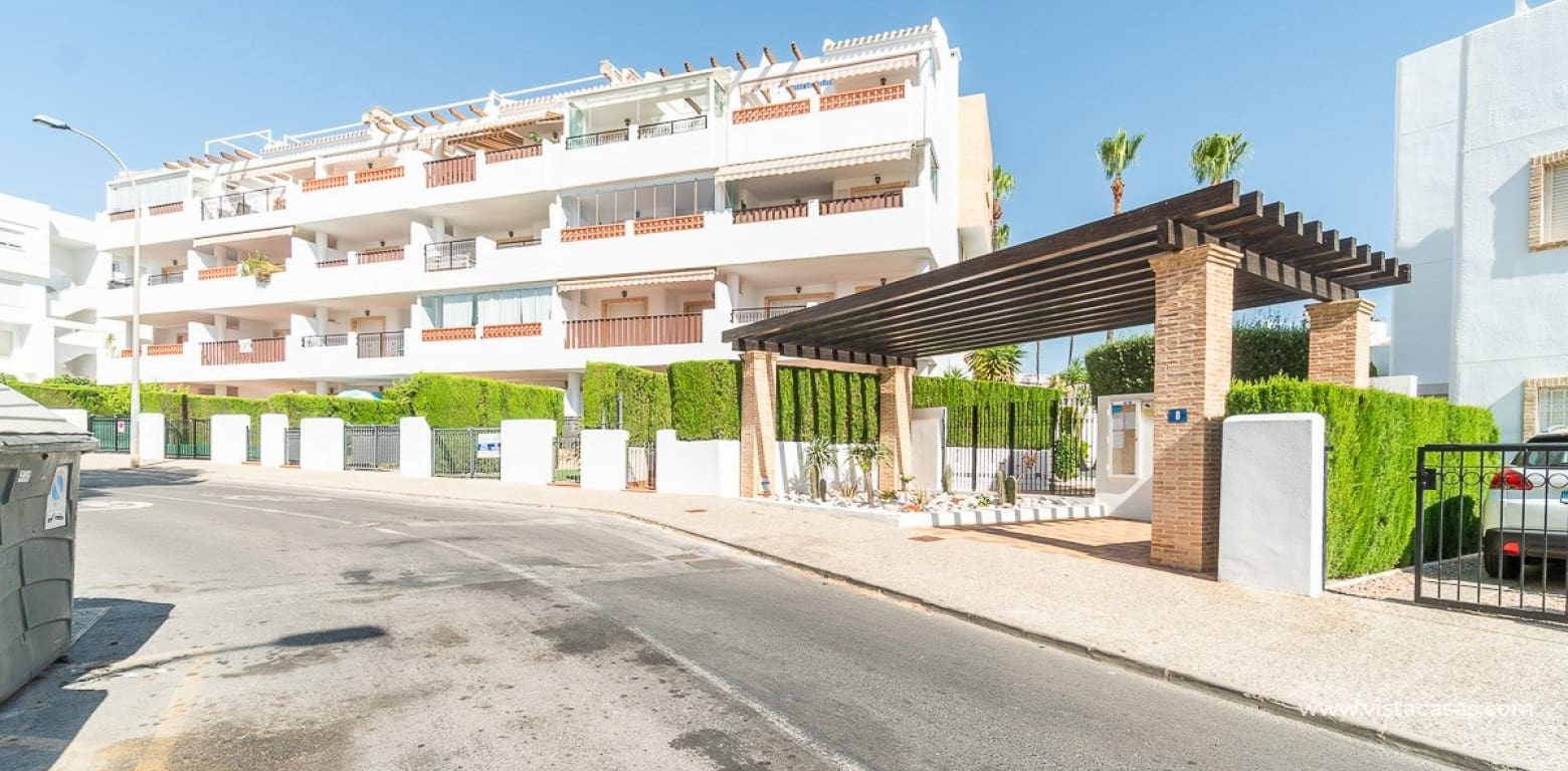 2 bedroom Apartment for sale in Villamartin - € 220,000 (Ref: 9936684)