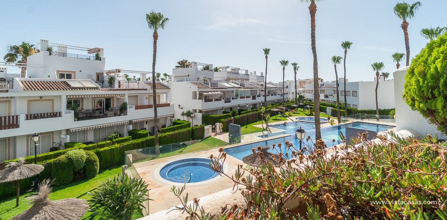 2 bedroom Apartment for sale in Villamartin - € 220,000 (Ref: 9936684)