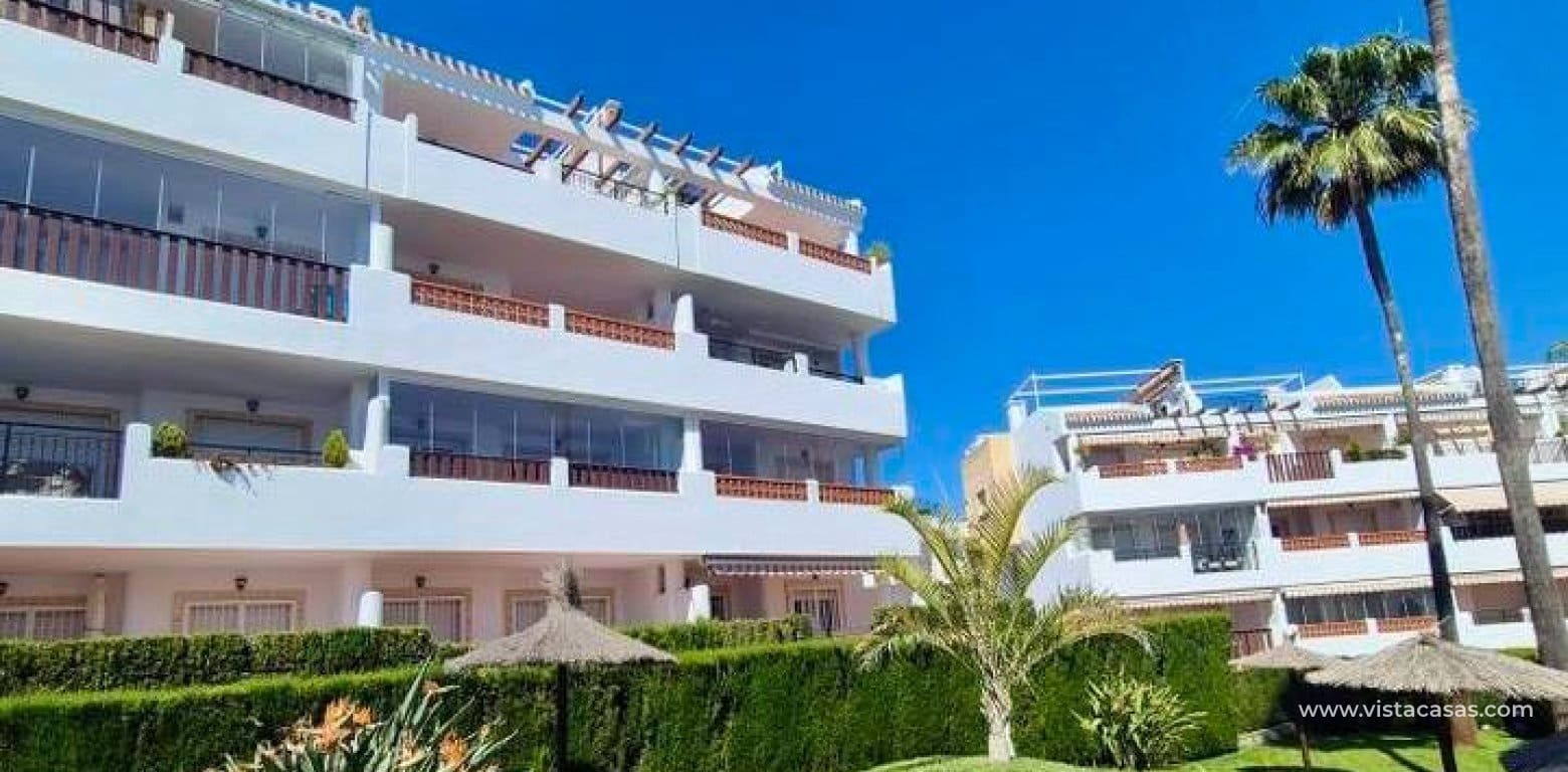 2 bedroom Apartment for sale in Villamartin - € 220,000 (Ref: 9936684)