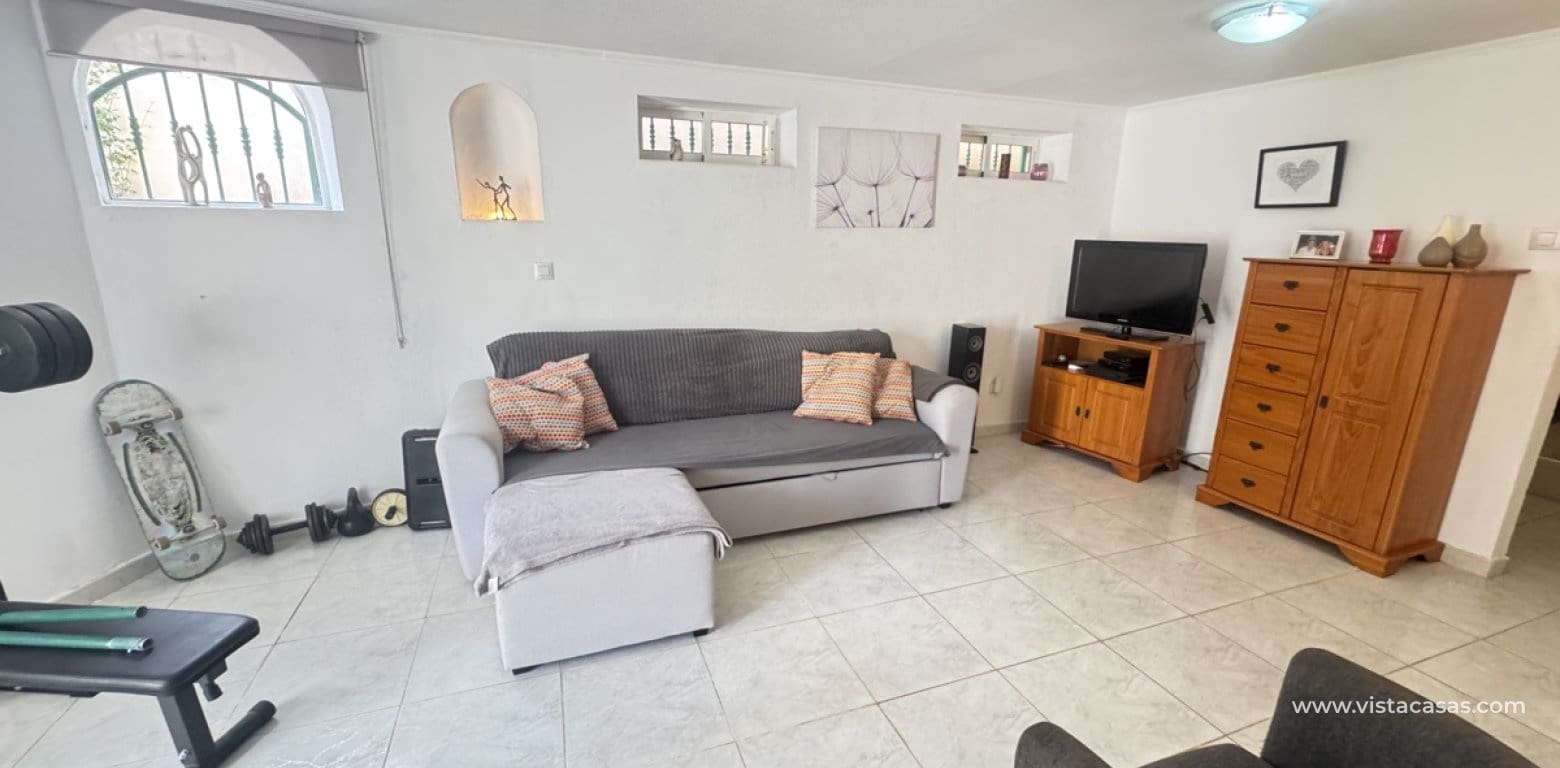 4 soverom Villa til salgs i Villamartin - € 299 000 (Ref: 9936687)