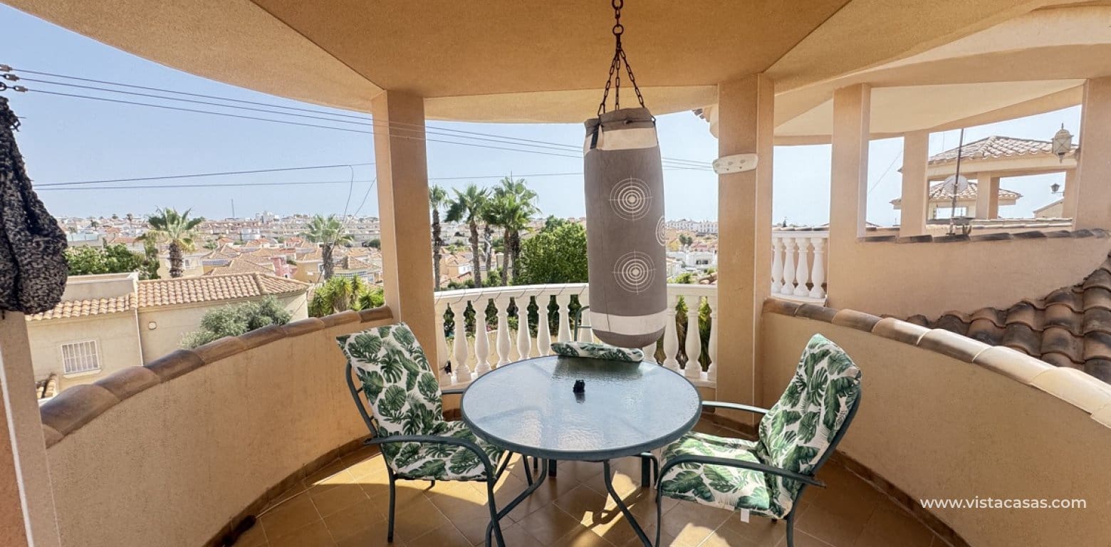 4 soverom Villa til salgs i Villamartin - € 299 000 (Ref: 9936687)