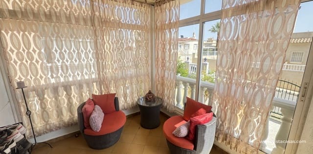 4 soverom Villa til salgs i Villamartin, Orihuela - € 299 000 (Ref: 9936687)