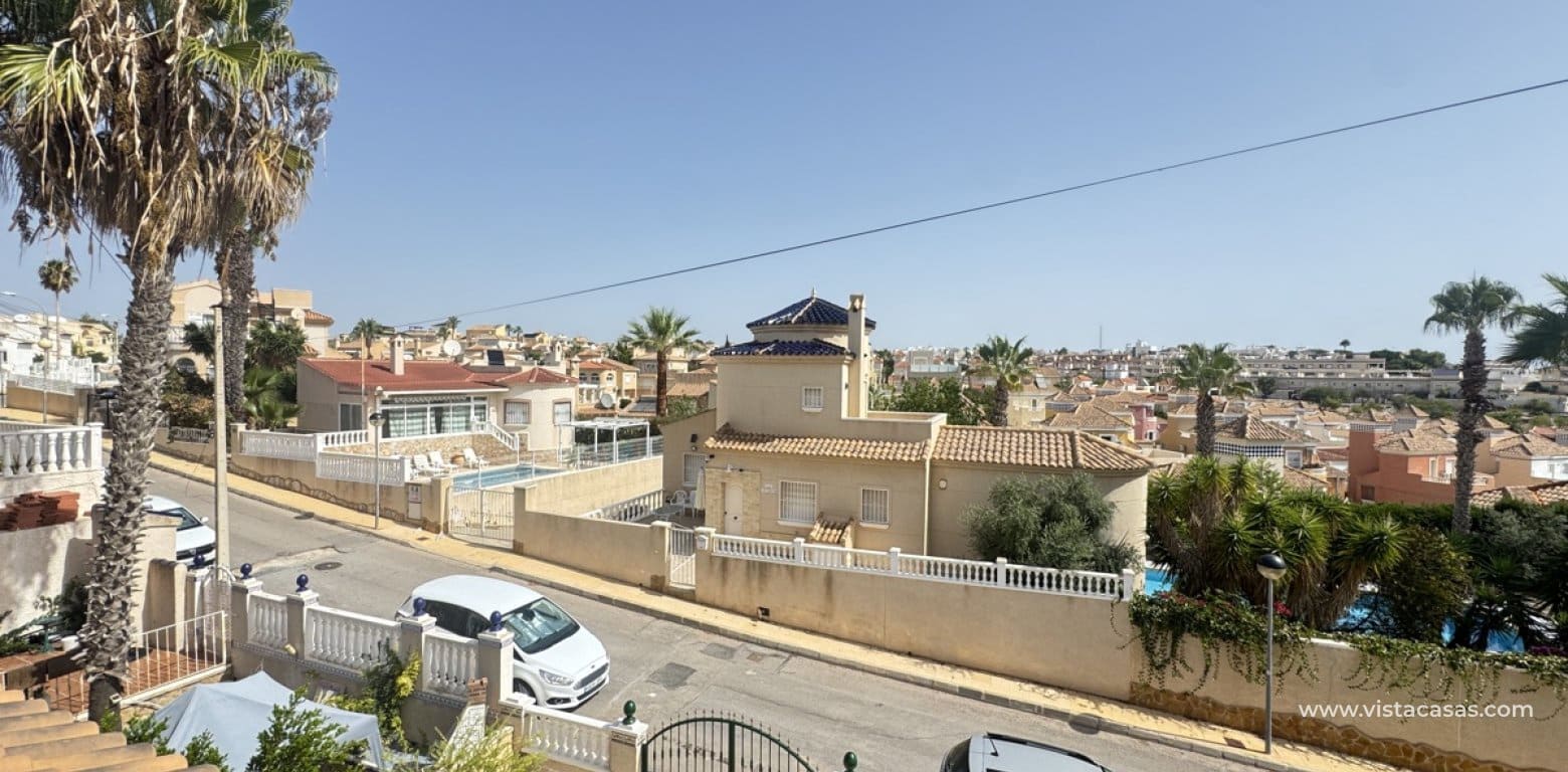 4 soverom Villa til salgs i Villamartin - € 299 000 (Ref: 9936687)