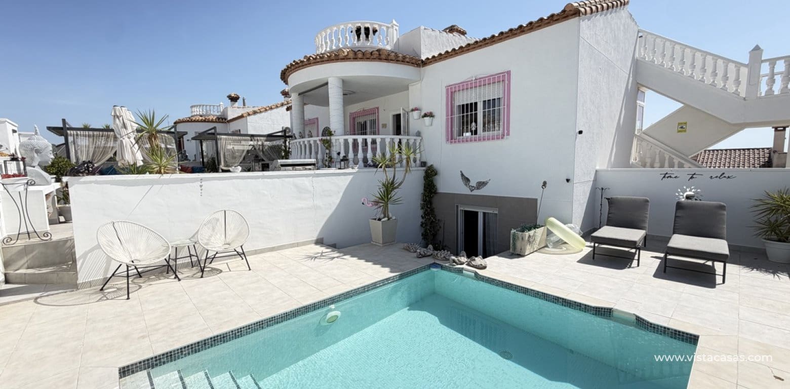 Chalet de 3 habitaciones en San Miguel de Salinas en venta - 350.000 € (Ref: 9940842)