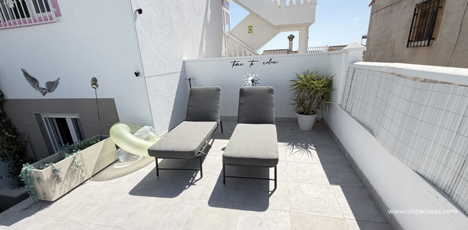 Chalet de 3 habitaciones en San Miguel de Salinas en venta - 350.000 € (Ref: 9940842)