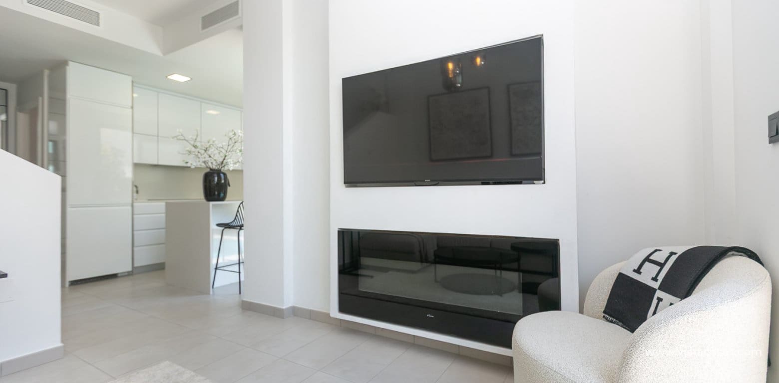 3 sypialnia Willa na sprzedaż w Villamartin - 369 000 € (Ref: 9940843)
