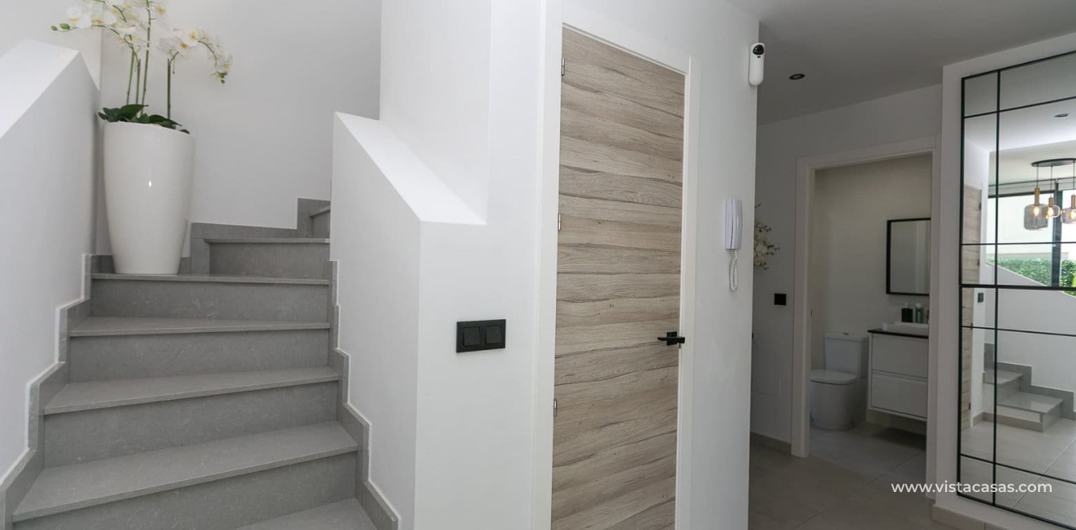 3 sypialnia Willa na sprzedaż w Villamartin - 369 000 € (Ref: 9940843)
