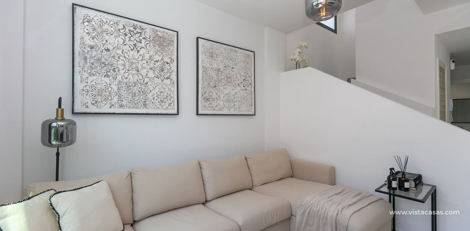 3 sypialnia Willa na sprzedaż w Villamartin - 369 000 € (Ref: 9940843)