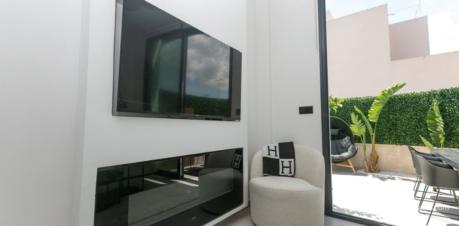 3 sypialnia Willa na sprzedaż w Villamartin - 369 000 € (Ref: 9940843)
