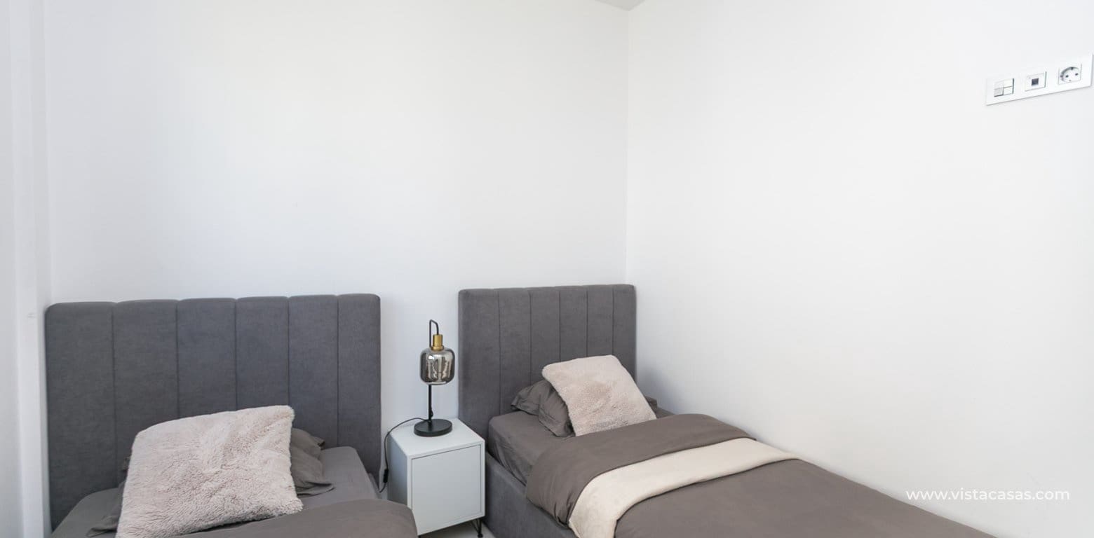 3 sypialnia Willa na sprzedaż w Villamartin - 369 000 € (Ref: 9940843)