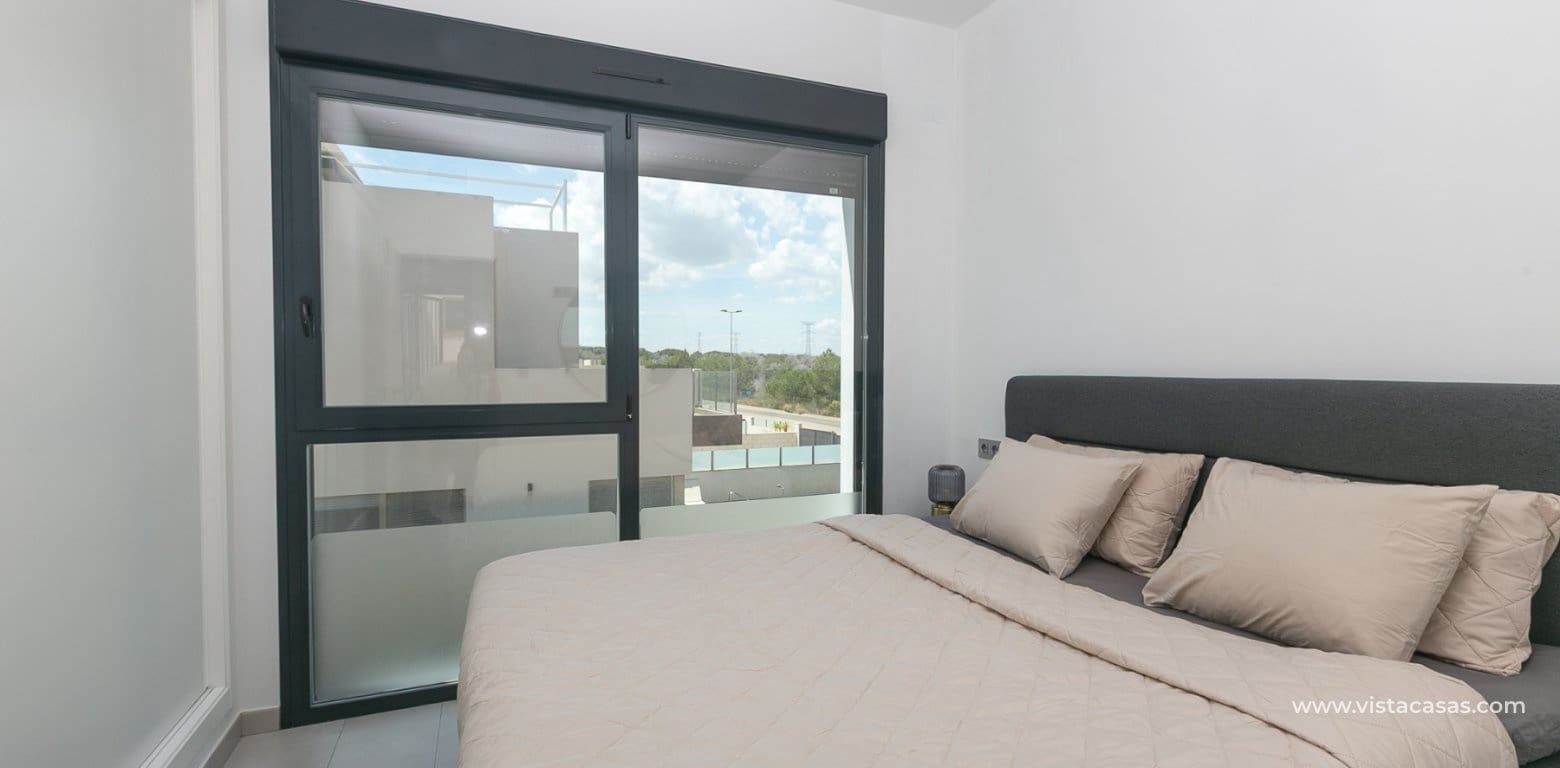 3 sypialnia Willa na sprzedaż w Villamartin - 369 000 € (Ref: 9940843)