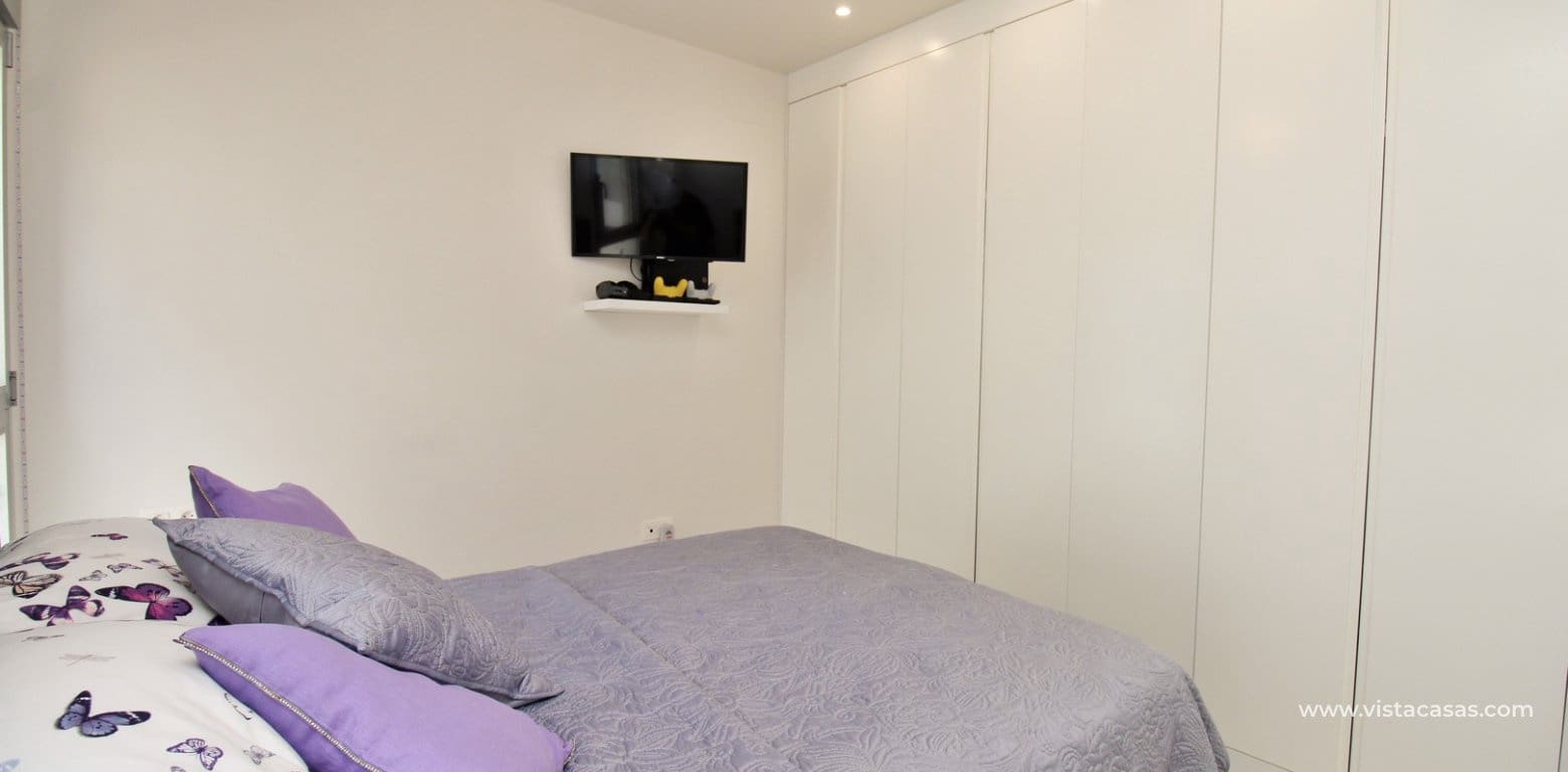 2 soveværelse Lejlighed til salg i Villamartin med swimmingpool - € 249.950 (Ref: 9941558)