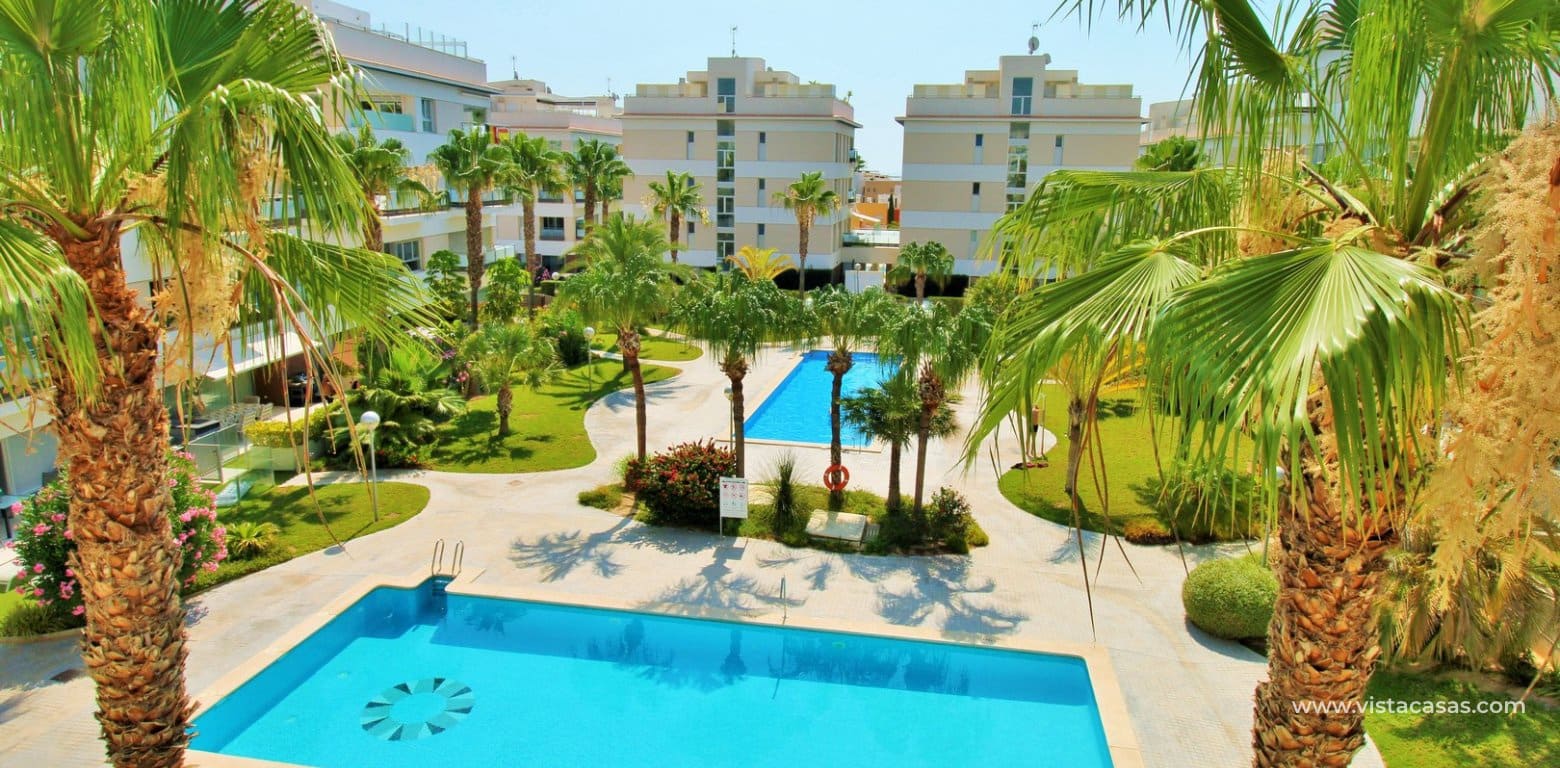 2 soveværelse Lejlighed til salg i Villamartin med swimmingpool - € 249.950 (Ref: 9941558)