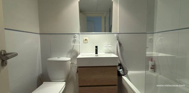 2 makuuhuone Huoneisto myytävänä paikassa Villamartin, Orihuela - 180 000 € (Ref: 9942859)