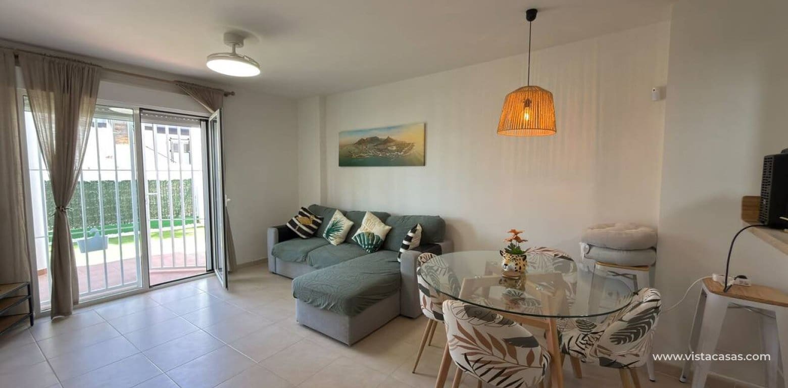 2 soveværelse Lejlighed til salg i Villamartin - € 180.000 (Ref: 9942859)