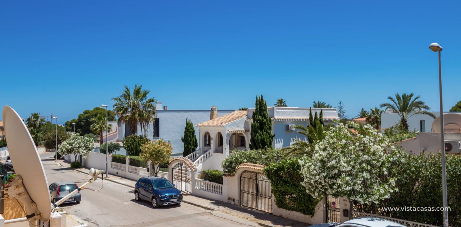 2 slaapkamer Appartement te koop in La Zenia - € 189.000 (Ref: 9946025)