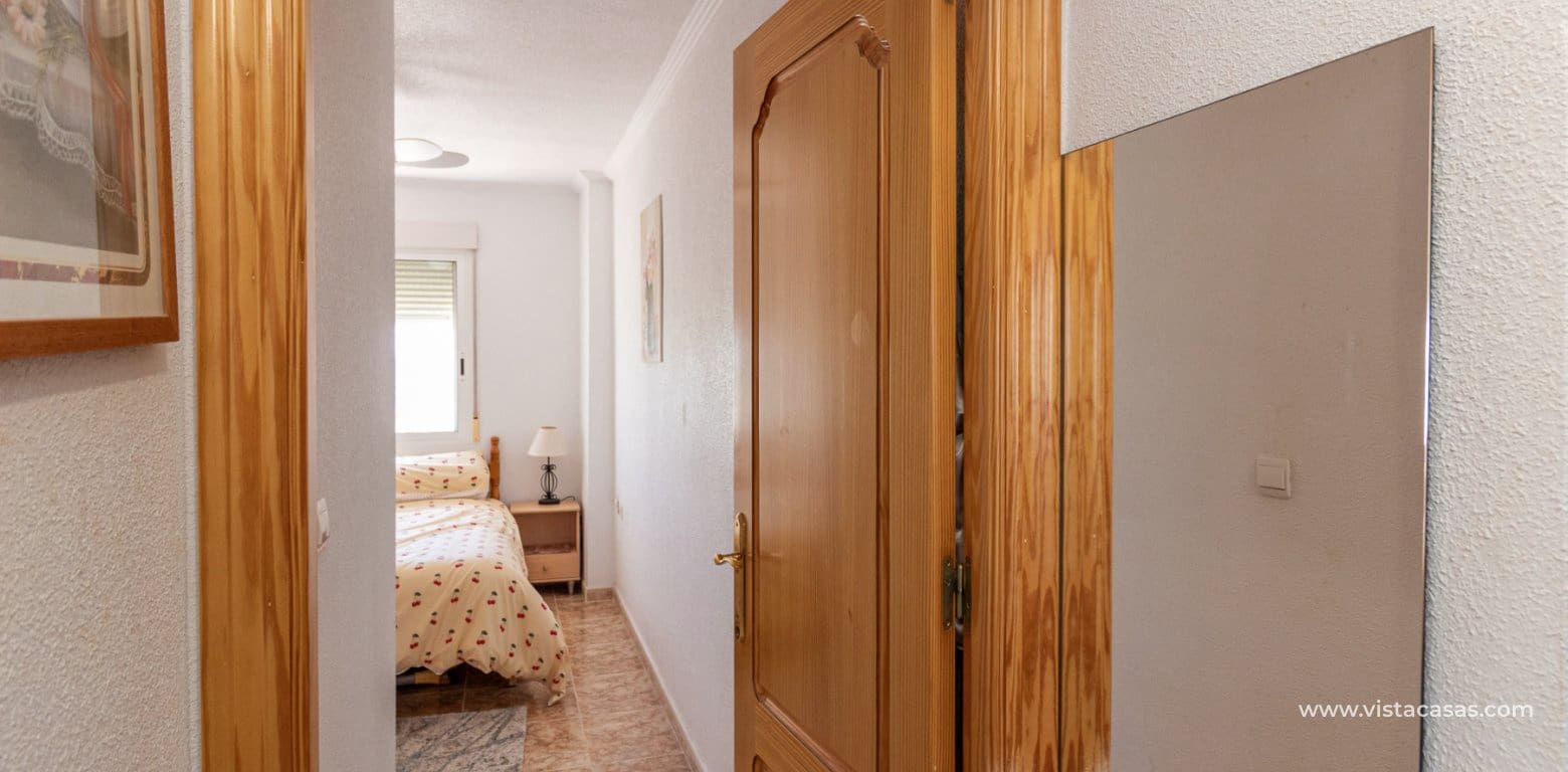 2 slaapkamer Appartement te koop in La Zenia - € 189.000 (Ref: 9946025)