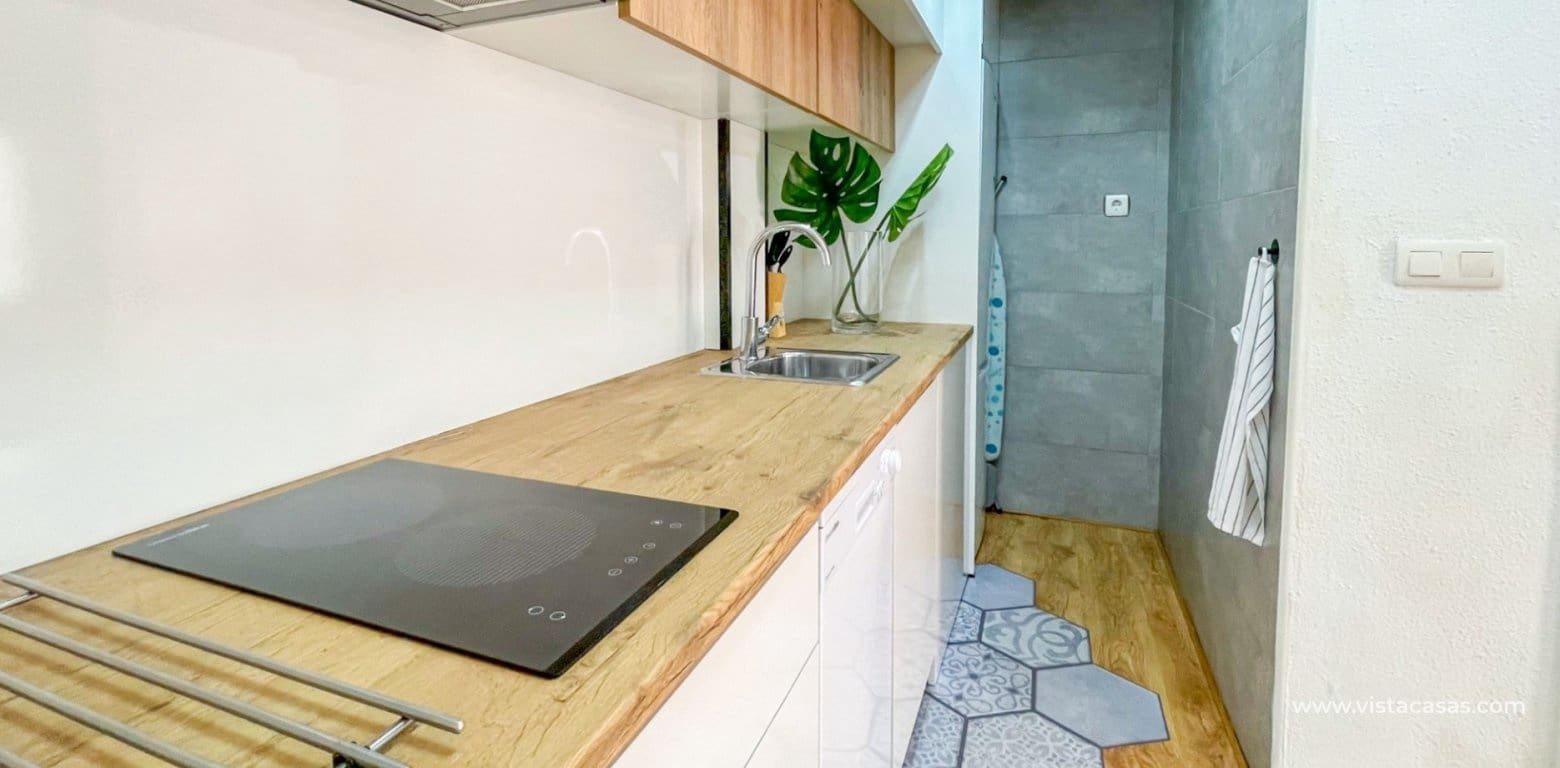 Casa de 3 habitaciones en Playa Flamenca en venta - 285.000 € (Ref: 9948361)