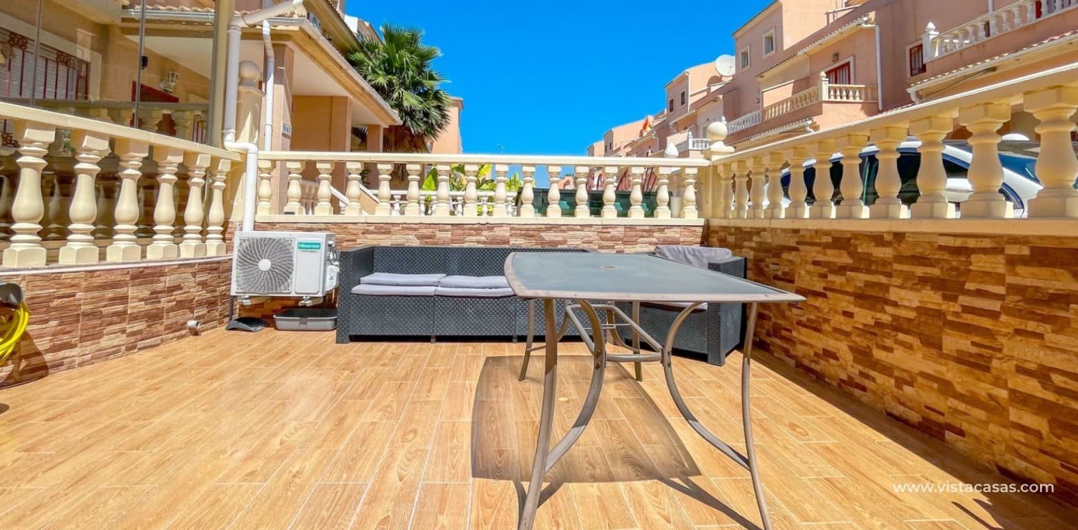 Casa de 3 habitaciones en Playa Flamenca en venta - 285.000 € (Ref: 9948361)