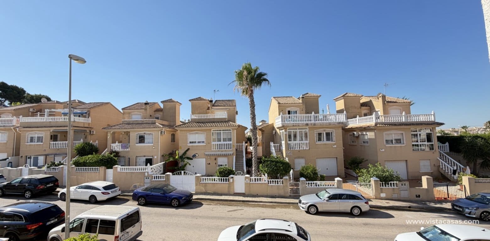 2 soveværelse Lejlighed til salg i Villamartin - € 159.995 (Ref: 9950166)