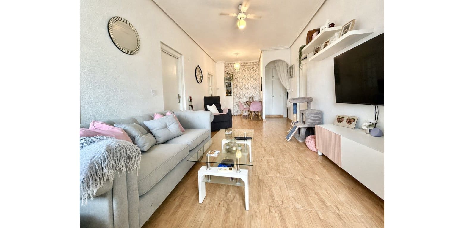 2 Zimmer Apartment zu verkaufen in Cabo Roig - 159.900 € (Ref: 9950167)