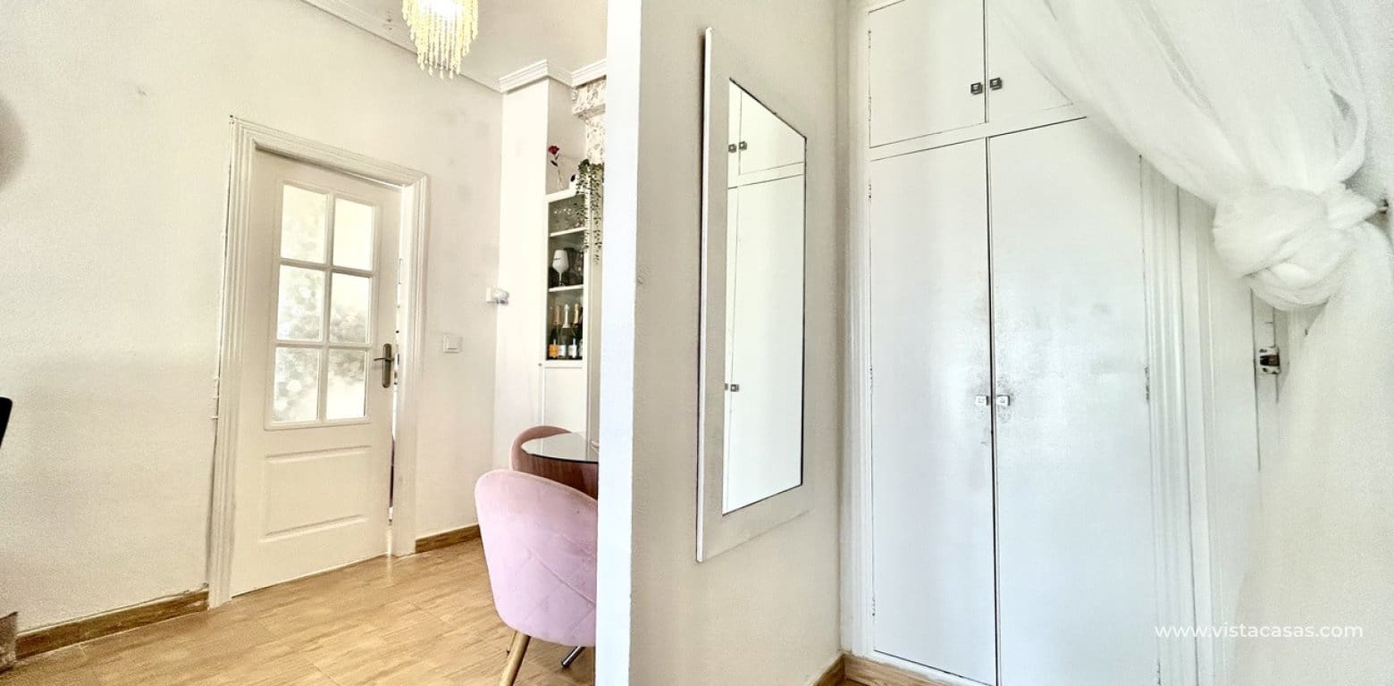 2 Zimmer Apartment zu verkaufen in Cabo Roig - 159.900 € (Ref: 9950167)