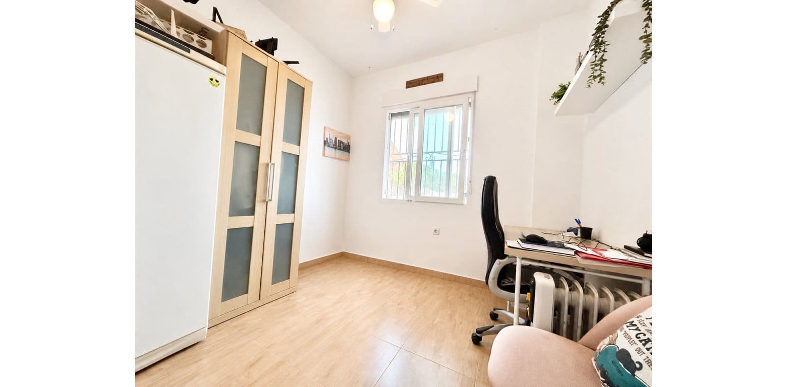 2 Zimmer Apartment zu verkaufen in Cabo Roig - 159.900 € (Ref: 9950167)