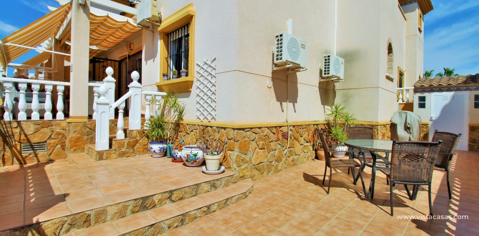 3 slaapkamer Huis te koop in Villamartin met zwembad - € 225.000 (Ref: 9953229)