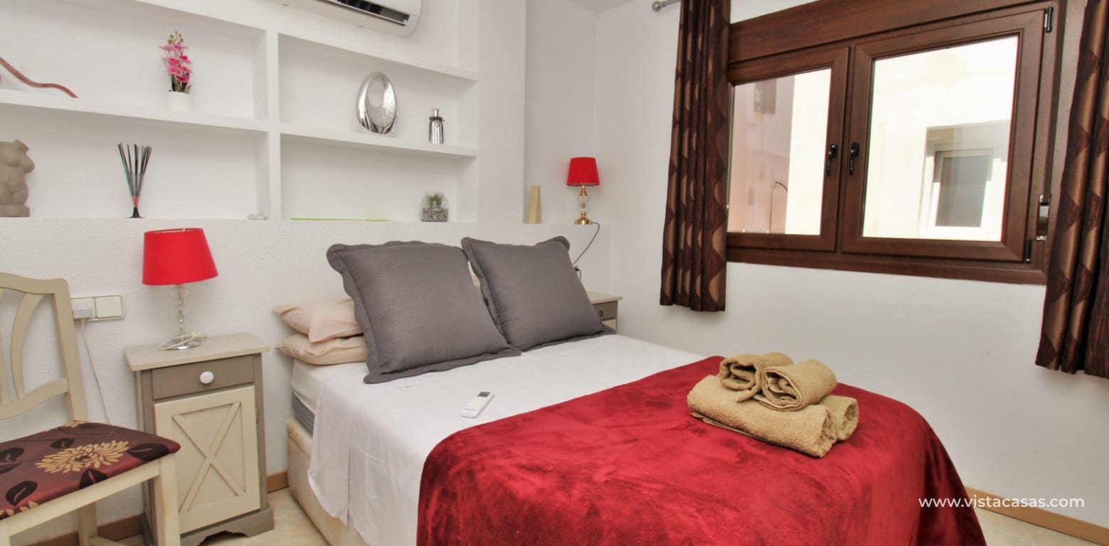 Apartamento de 1 habitación en Villamartin en venta con piscina - 135.000 € (Ref: 9953625)