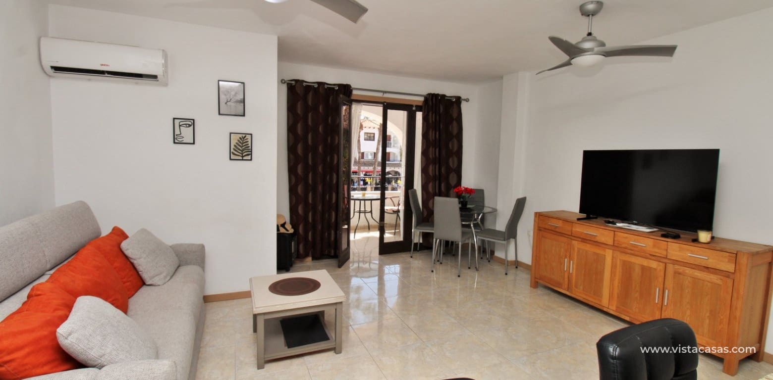 Apartamento de 1 habitación en Villamartin en venta con piscina - 135.000 € (Ref: 9953625)