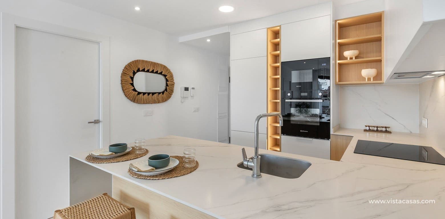 2 soverom Leilighet til salgs i Los Alcazares - € 279 900 (Ref: 9958541)