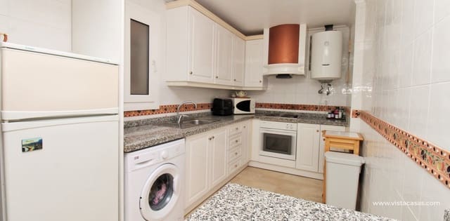 2 soveværelse Lejlighed til salg i Villamartin, Orihuela med swimmingpool - € 184.950 (Ref: 9974299)