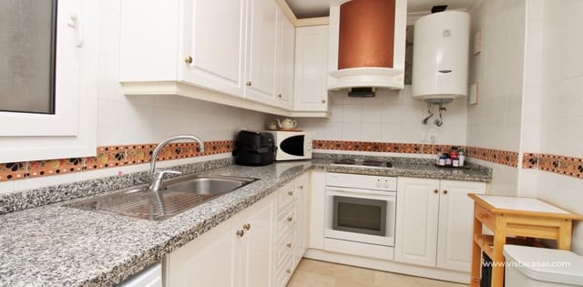 2 soveværelse Lejlighed til salg i Villamartin, Orihuela med swimmingpool - € 184.950 (Ref: 9974299)