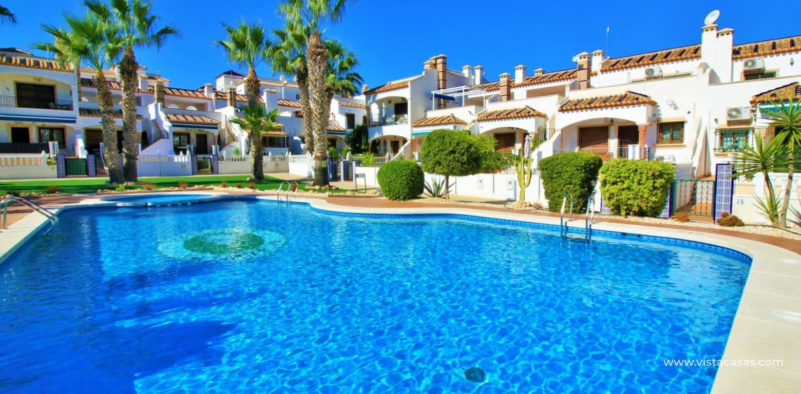 2 bedroom Apartment for sale in Villamartin with pool - € 184,950 (Ref: 9974299)