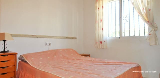 3 soveværelse Byhus til salg i Villamartin, Orihuela med swimmingpool garage - € 249.990 (Ref: 9976152)