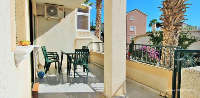 3 soveværelse Byhus til salg i Villamartin, Orihuela med swimmingpool garage - € 249.990 (Ref: 9976152)