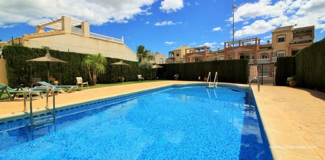 3 soveværelse Byhus til salg i Villamartin, Orihuela med swimmingpool garage - € 249.990 (Ref: 9976152)